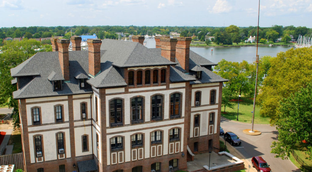 EDU AOC TopEasyAccreditedOnlinePHDPrograms HamptonUniversity