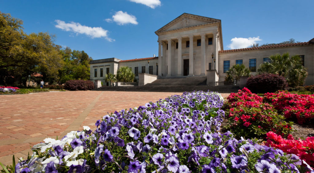 EDU AOC 30TopFastedAccreditedOnlineGraduateColleges 18 LouisianaStateUniversity