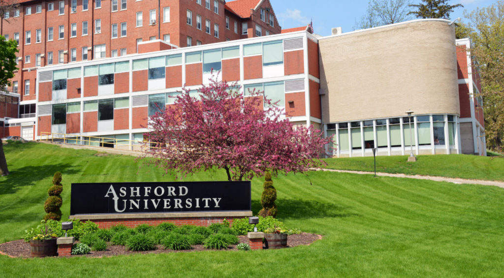 EDU AOC 30BestOnlineCollegesforVisuallyImpairedStudents AshfordUniversity