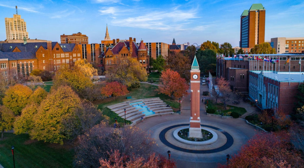 EDU AOC 30BestOnlineCollegesforVisuallyImpairedStudents SaintLouisUniversity