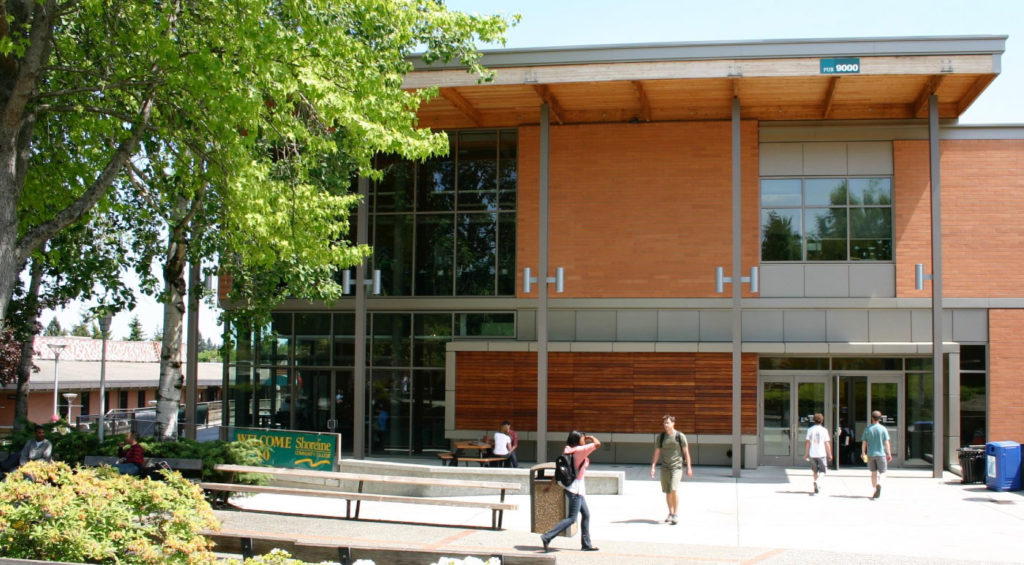 EDU AOC 30BestOnlineCollegesforVisuallyImpairedStudents ShorelineCommunityCollege